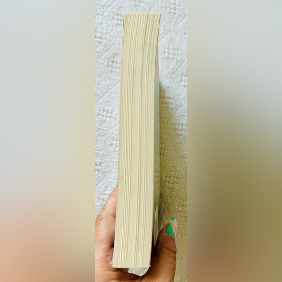 🔥4 for $20🔥📙💚Girl Last Seen by Nina Laurin💚📙 - Picture 4 of 7